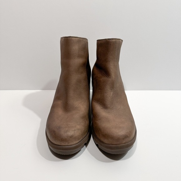 Sorel Joan of Arctic Tan Leather Wedge Side Zip Ankle Boots - Picture 2 of 8